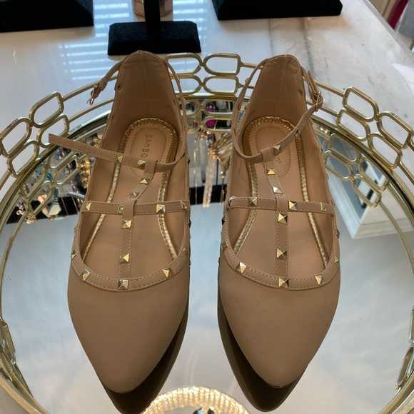BAMBOO Shoes - Nude color flats with gold studs